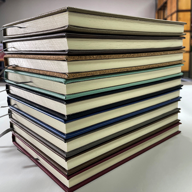 Laserbaar kunstleer 7 x 9 3/4 schetsboek